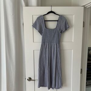 Madewell Smocked Striped Blue Dress with pockets